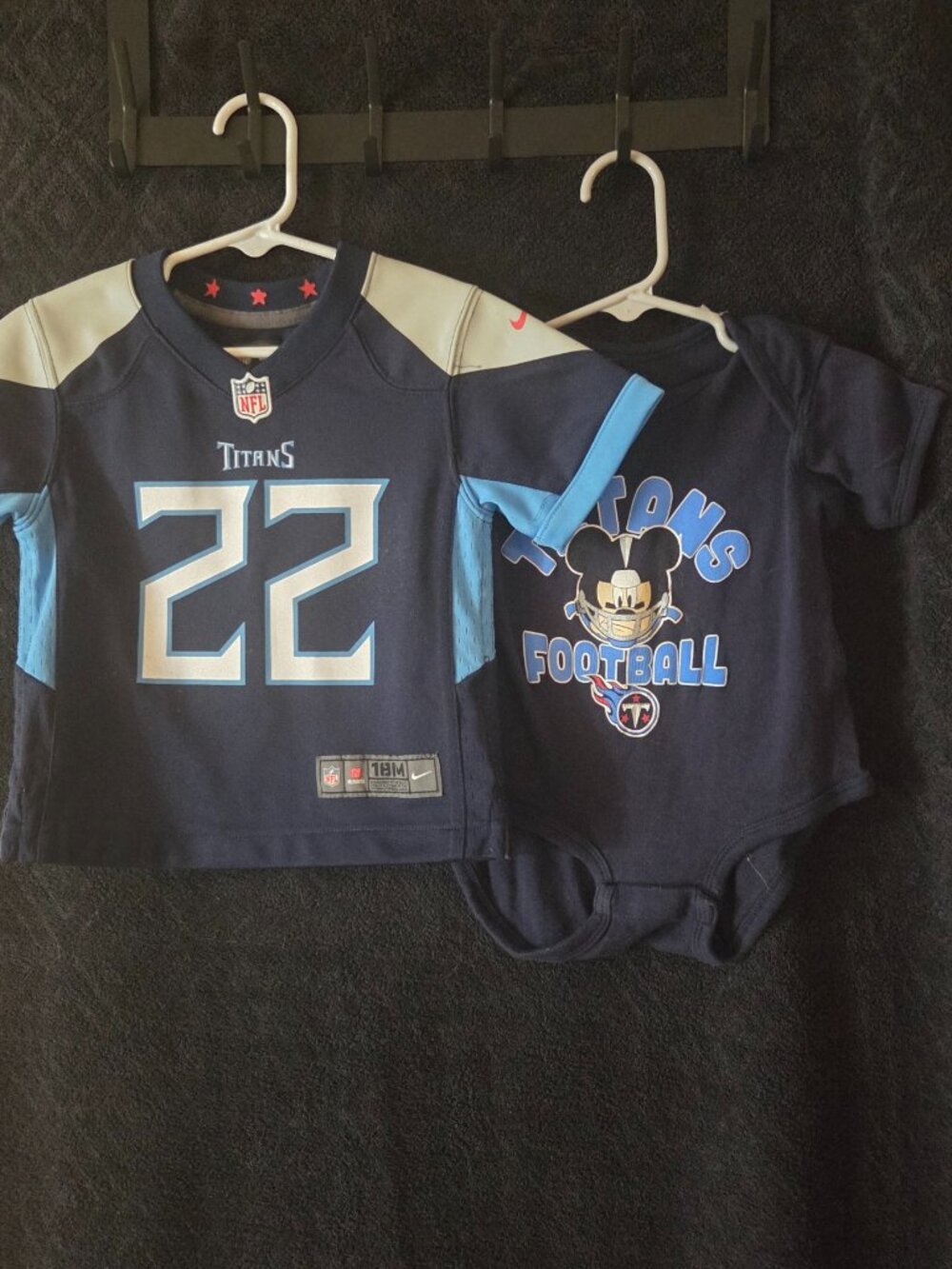 NFL Tennessee Titans #22 Derrick Henry Jersey 18M and Onesie